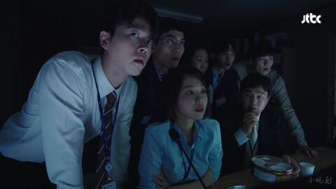 全球吃瓜群众看戏,围观世界大戏的众生相