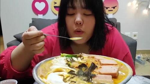 县城吃瓜姐,揭秘乡村生活百态