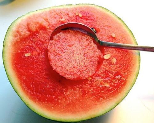 吃瓜吃太多了反胃咋整,吃瓜过多反胃怎么办？轻松应对小妙招