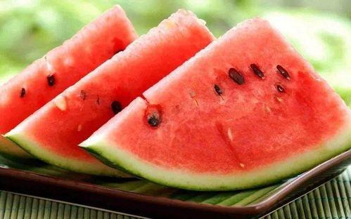 浓郁的夏日吃瓜